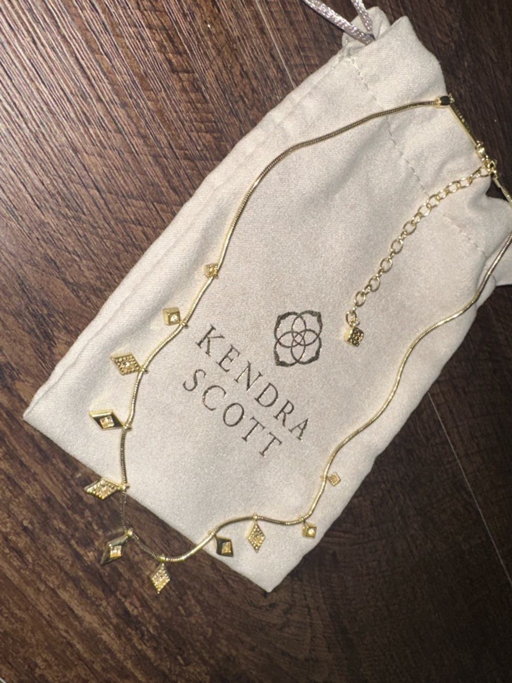 Kendra Scott Necklace - Picture 2 of 3